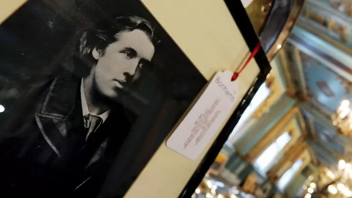 Η Βρετανική Βιβλιοθήκη ανατύπωσε την κάρτα μέλους του Όσκαρ Ουάιλντ