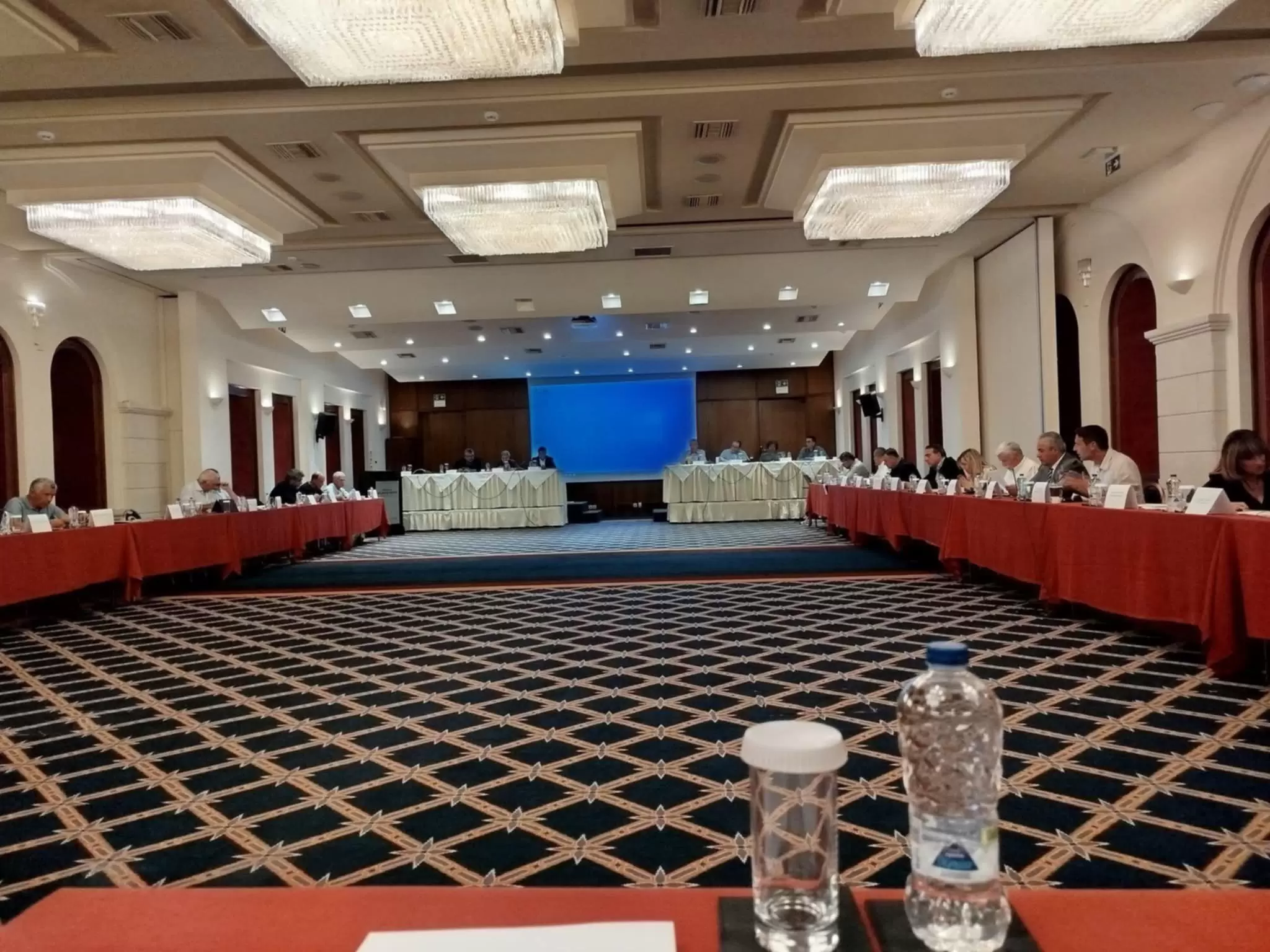 Στο Περιφερειακό Συμβούλιο στρατιωτικοί και λιμενικοί για το Στρατιωτικό Δικαστήριο Κρήτης