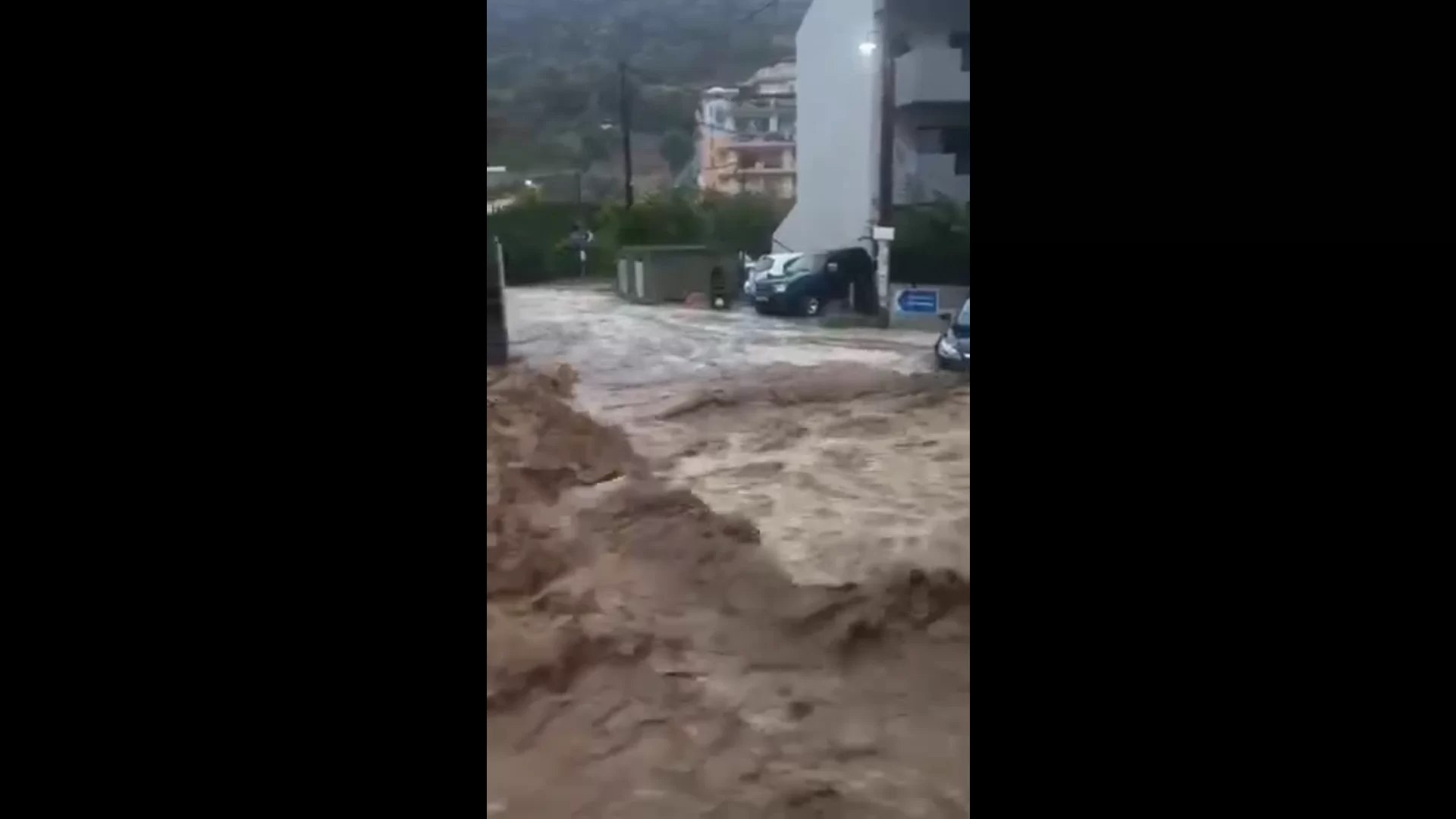 «Ποταμοί» στο Παλαιόκαστρο!