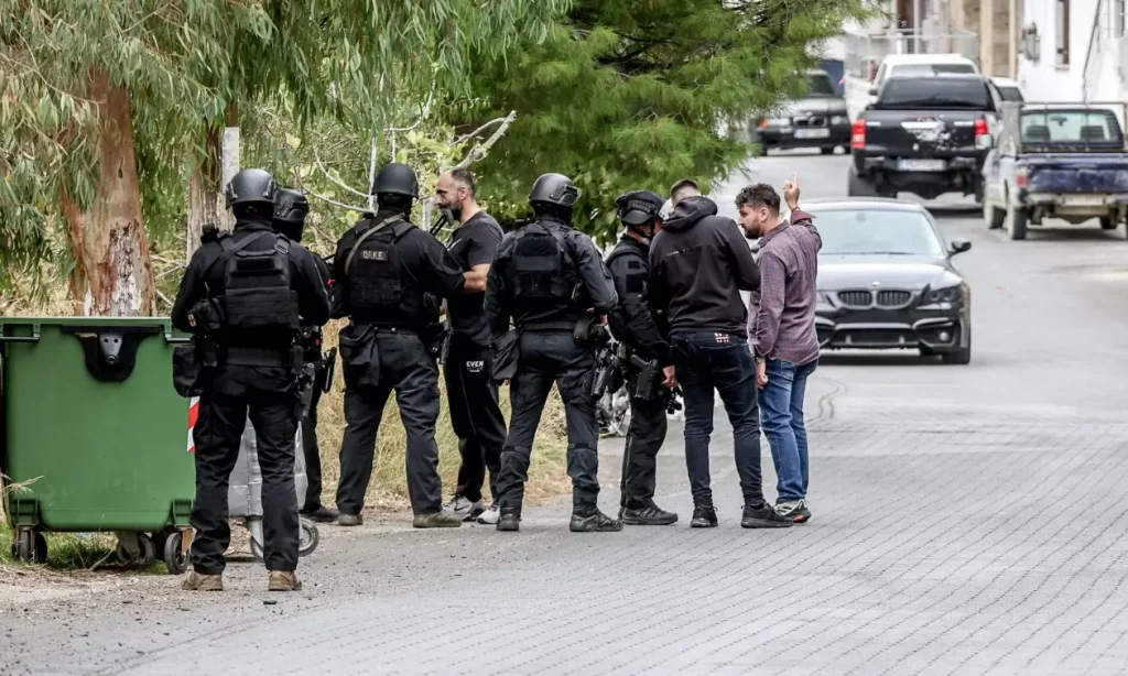 Η ανακοίνωση της ΕΛΑΣ για τη βεντέτα στα Βορίζια