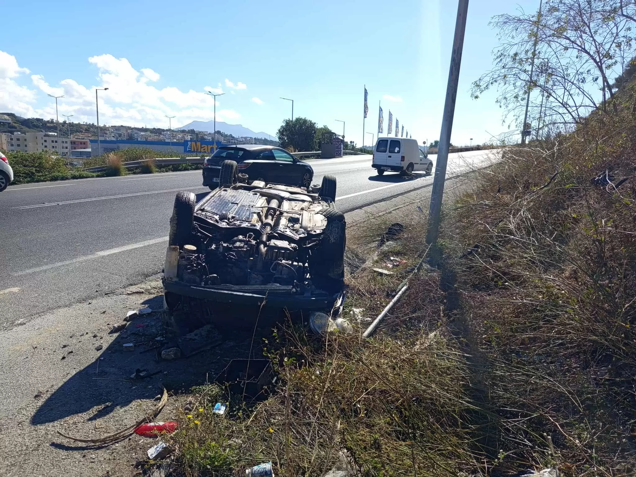 Νέο τροχαίο στο δρόμο «καρμανιόλα» προς ΠΑΓΝΗ