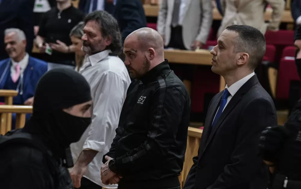 Δίκη Χρυσής Αυγής: Την ενοχή και των 42 κατηγορουμένων, όπως και πρωτόδικα, ζήτησε η εισαγγελέας