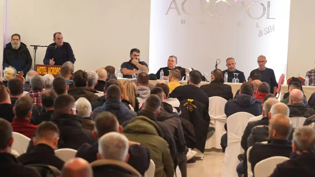 Συνέχιση και κλιμάκωση των κινητοποιήσεων αποφάσισε η σύσκεψη της Πανελλαδικής Επιτροπής Μπλόκων