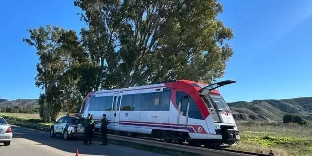 Τέταρτο σιδηροδρομικό συμβάν σε μία εβδομάδα στην Ισπανία – Σύγκρουση τρένου με βραχίονα γερανού