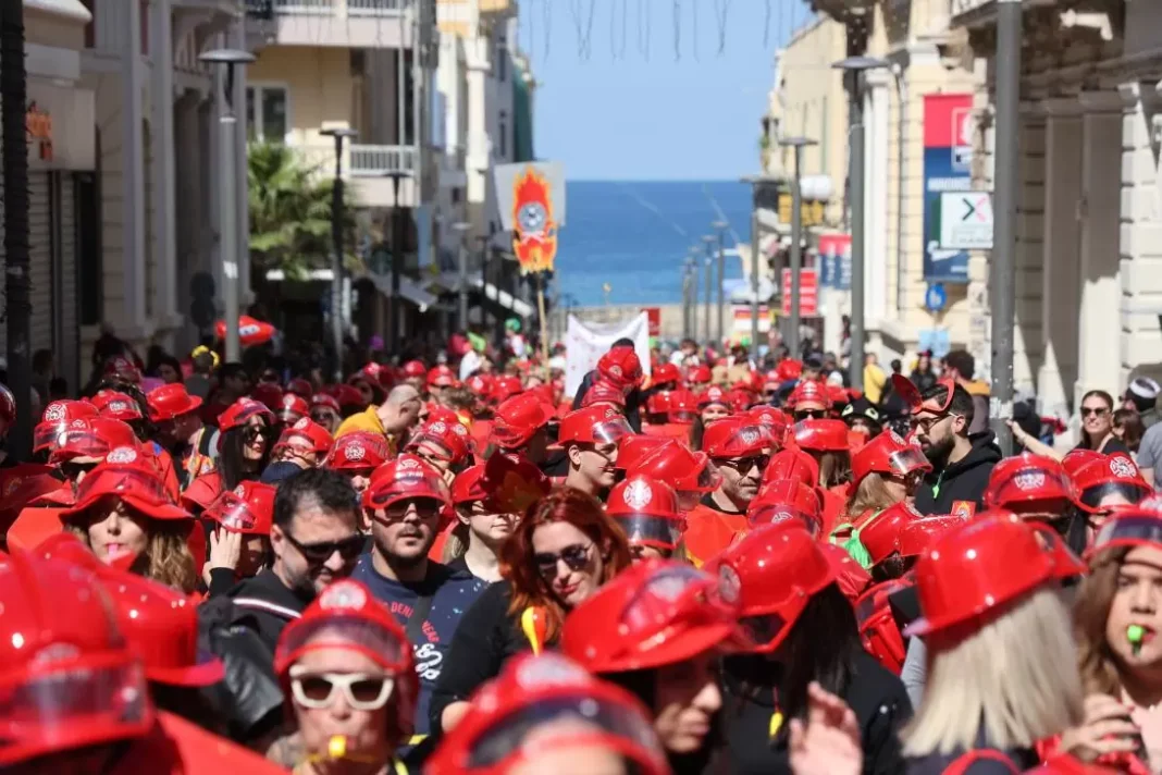 Στις 15:30 η έναρξη της παρέλασης του Καστρινού καρναβαλιού