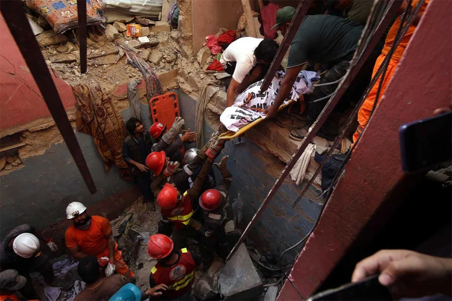 Τραγωδία στο Καράτσι: 16 νεκροί από κατάρρευση κτιρίου μετά από έκρηξη