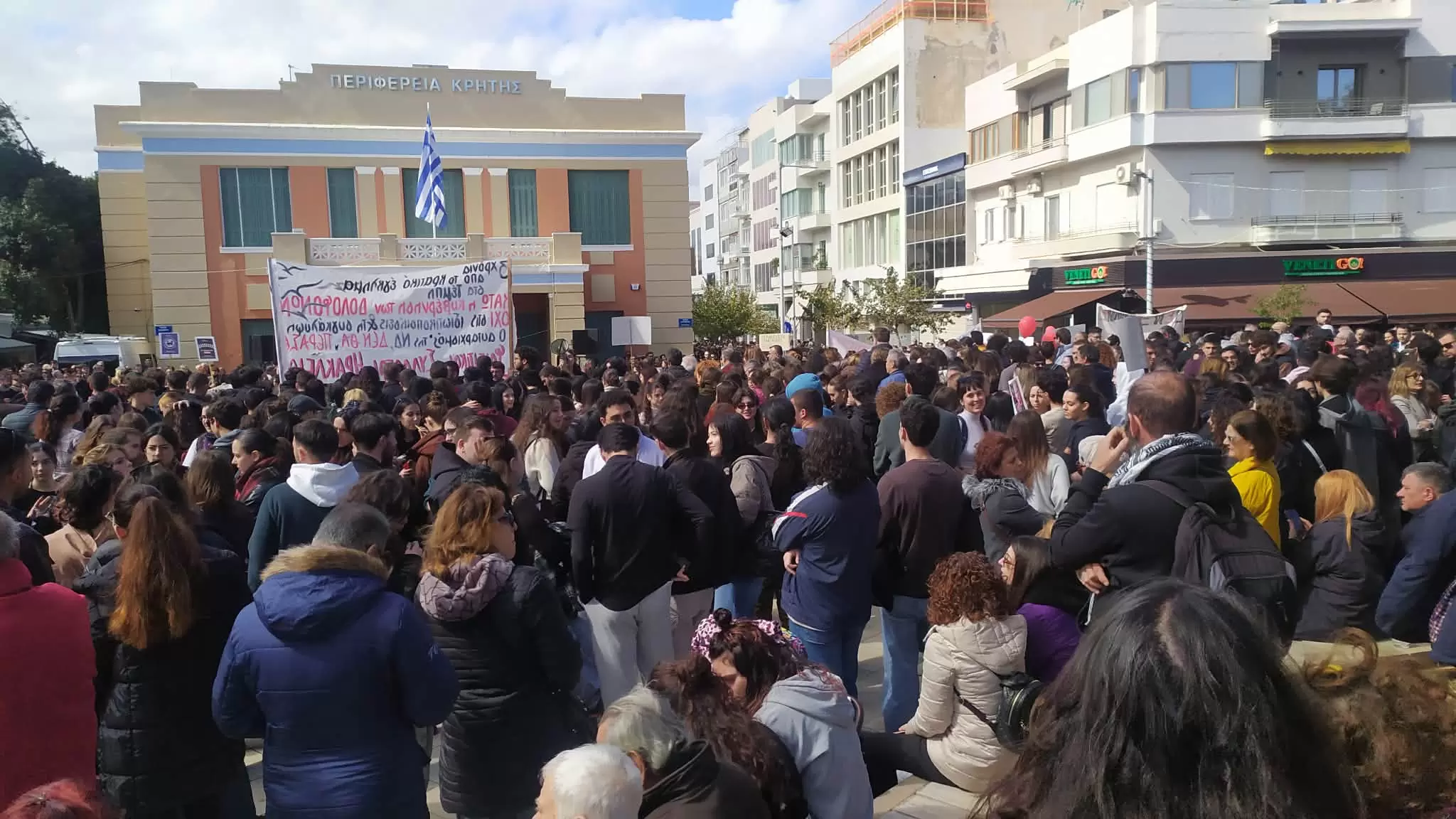 Αντιπολεμικές συγκεντρώσεις στην Κρήτη