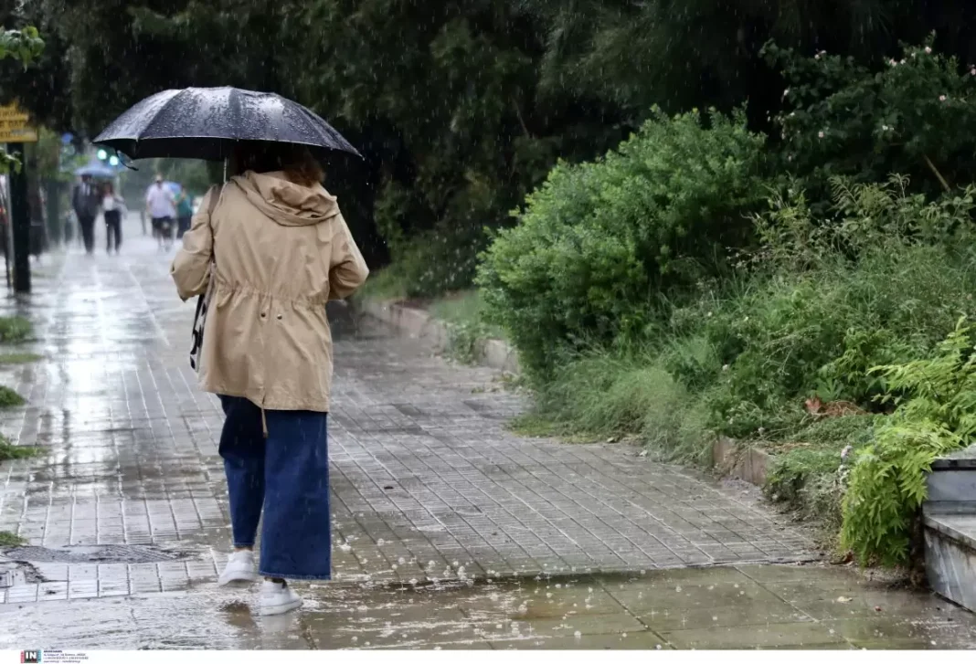 Καιρός: Βροχές και καταιγίδες – Πού αναμένονται έντονα φαινόμενα, η πρόγνωση για την Καθαρά Δευτέρα