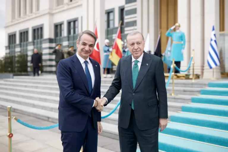 Οι δηλώσεις Μητσοτάκη – Ερντογάν: «Καιρός να αρθεί κάθε απειλή που έρχεται από το παρελθόν» – Τα επτά κείμενα που υπογράφτηκαν