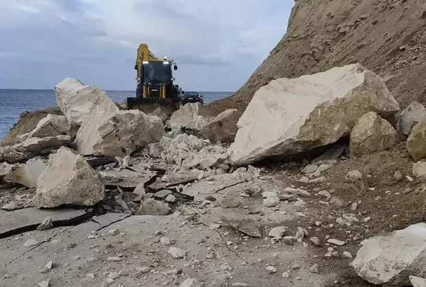 Σοβαρός κίνδυνος στα Τέρτσα – Μύρτος: Ο δρόμος κλείνει επ’ αόριστον