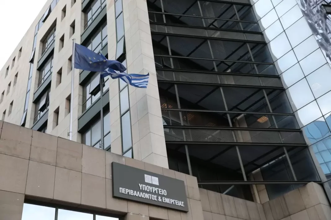 ΥΠΕΝ: Έρχεται επιδότηση έως €1.300 για σύνδεση με αποχέτευση – Οι δικαιούχοι