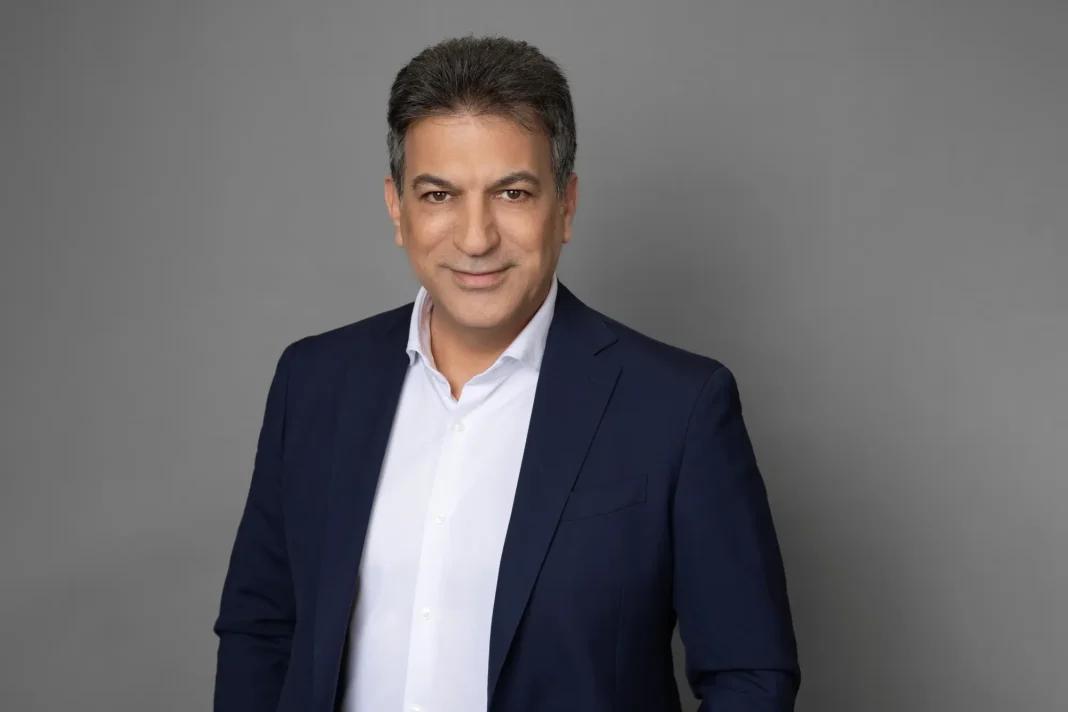 Θάνος Αγγελάκης: «Όλα όσα πρέπει να ξέρουμε για το Ελληνικό κοτόπουλο – «Όχι» στη συμφωνία Μερκοσούρ»