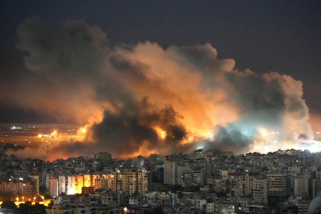 polemos mesi anatoli