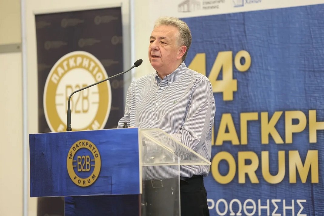 stavros arnaoutakis perifereiarxis