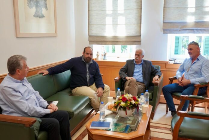 Συνάντηση Αρναουτάκη-Κουκιανάκη για τα αναπτυξιακά έργα του Δήμου Αποκορώνου