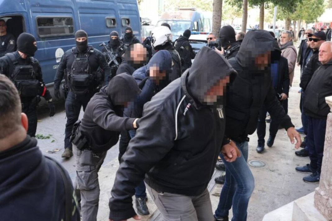 Κύκλωμα εμπορίας ανθρώπων: Ποινικές διώξεις στους κατηγορούμενους – Τμηματικά οι απολογίες τους