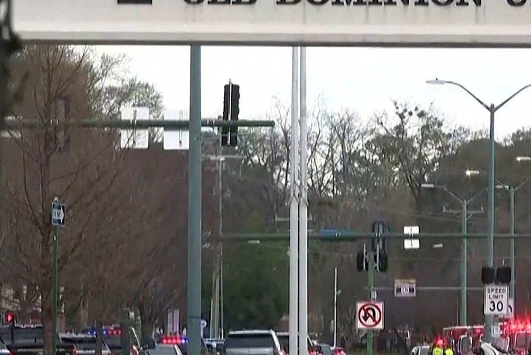 tromokratiki epithesi panepistimio