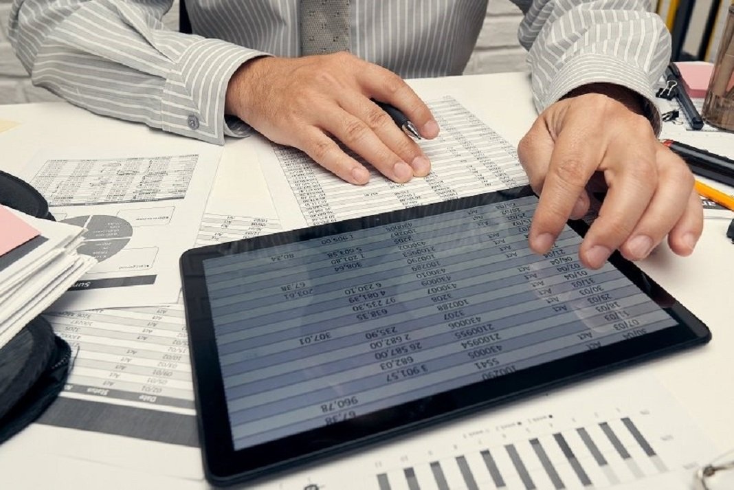 forologikoi elegxoi deos