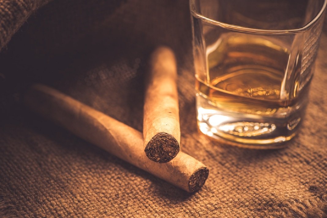 kapnika-tsigara-nomothesia