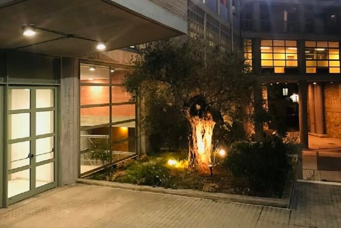 Ο Κύκλος: Μια μουσικοχορευτική παράσταση στο Πολιτιστικό Συνεδριακό Κέντρο Ηρακλείου