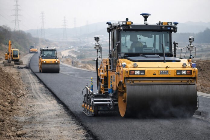 Κίνα: Μηχανήματα έφτιαξαν μόνα τους δρόμο 160 χλμ.