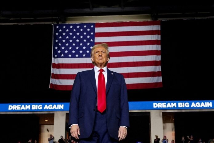 trump anakoinosis polemos