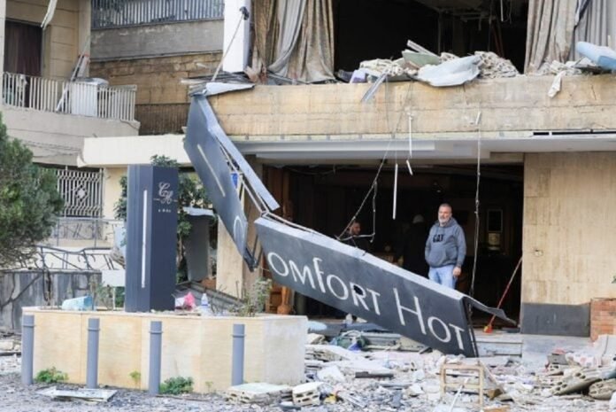 Σφοδρές ισραηλινές επιδρομές στον Λίβανο: Τουλάχιστον 50 νεκροί και πλήγμα σε ξενοδοχείο κοντά στη Βηρυτό
