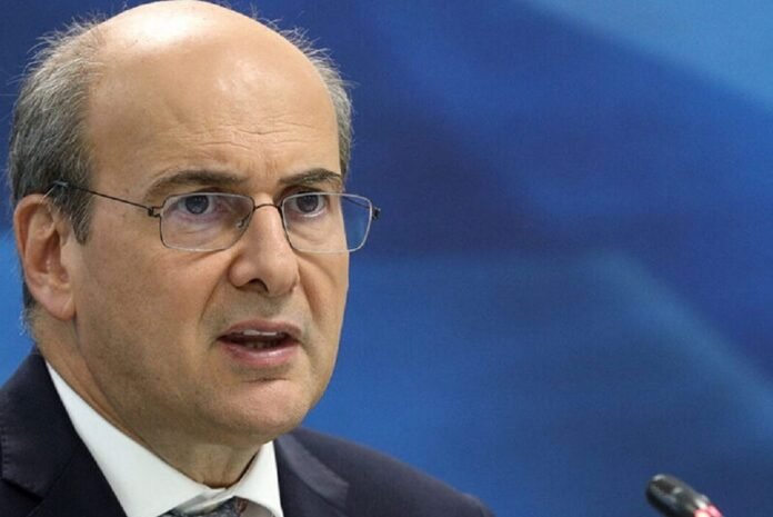 Χατζηδάκης: Σταθερότητα στις Τιμές και Ισχυρή Ελλάδα