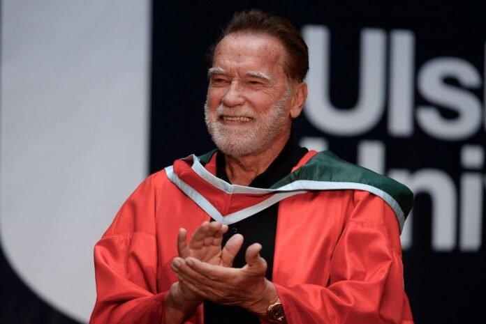 Schwarzenegger προς  φοιτητές: Στοχεύστε ψηλά και κυνηγήστε μεγάλα όνειρα