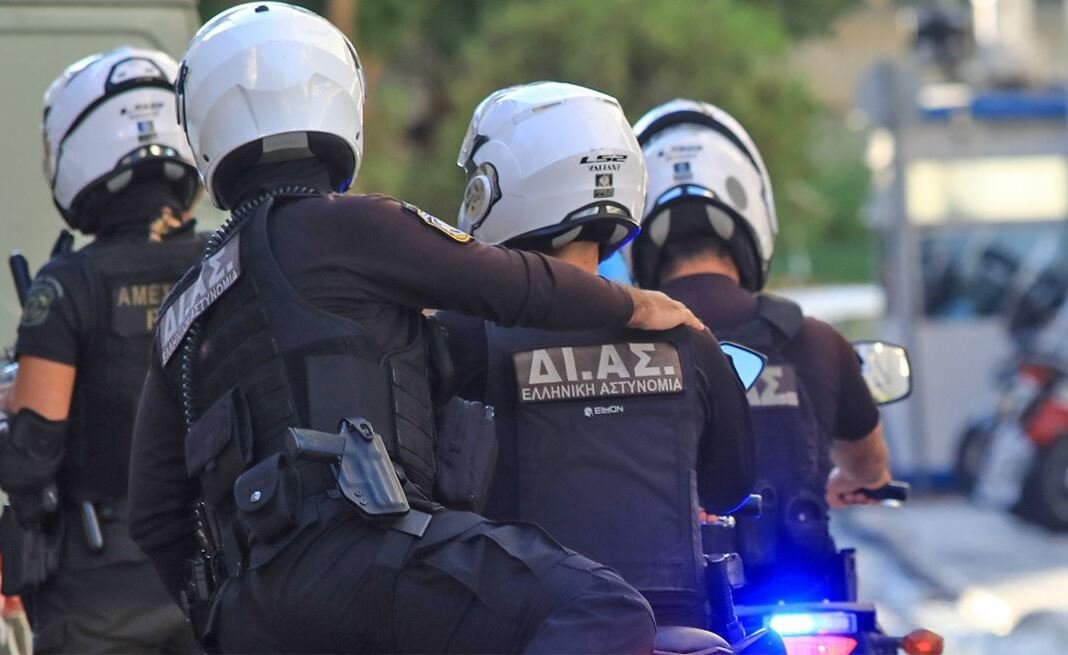 Τα έτσουξε και έκανε φασαρία – Επεισόδιο σε τσιπουράδικο στο κέντρο του Βόλου