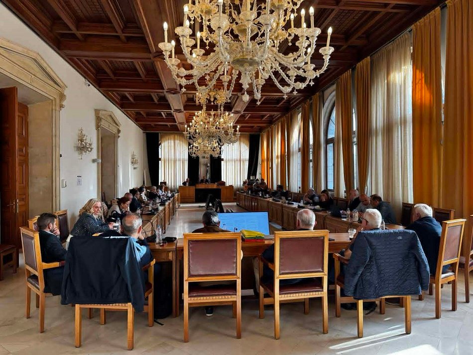 Καθαριότητα στο Ηράκλειο: Στην τελική ευθεία το νέο σύστημα με βάση όσα έγιναν γνωστά στο Δημοτικό Συμβούλιο