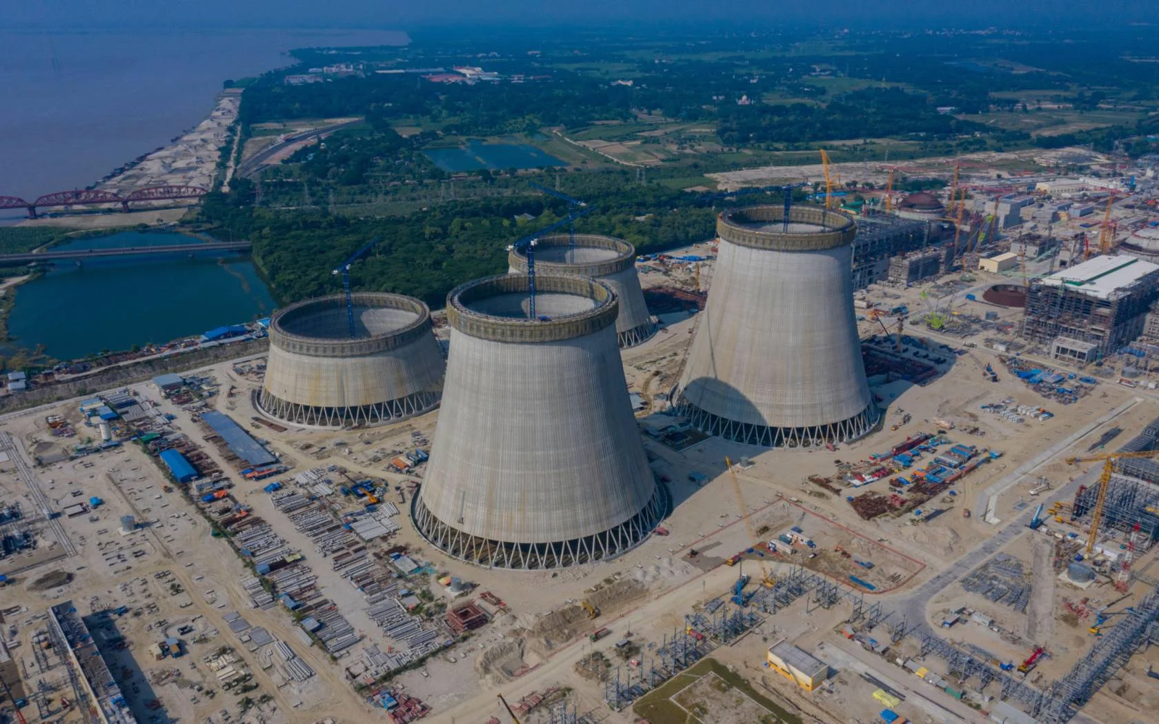 Επικεφαλής της Rosatom: Στον πυρηνικό σταθμό του Μπουσέρ στο Ιράν παραμένουν 20 άτομα από το προσωπικό