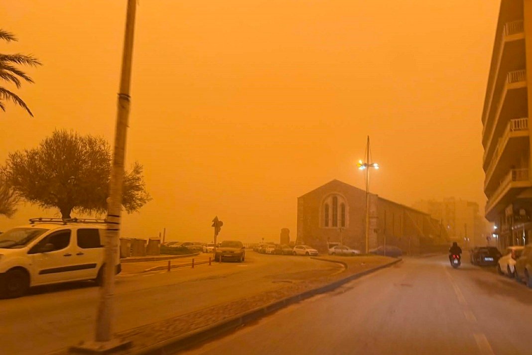 Κλειστά τα σχολεία την Πέμπτη στο Ηράκλειο λόγω της αφρικανικής σκόνης