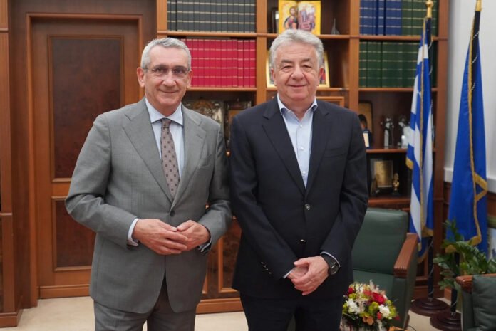 Στ. Αρναουτάκης – Γ. Χατζημάρκος: Κοινό μέτωπο των Περιφερειών για το μεταναστευτικό και την ενίσχυση της Αυτοδιοίκησης