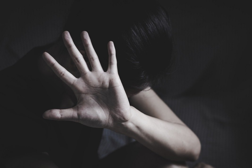 kakopoiisi-peristatiko-vias