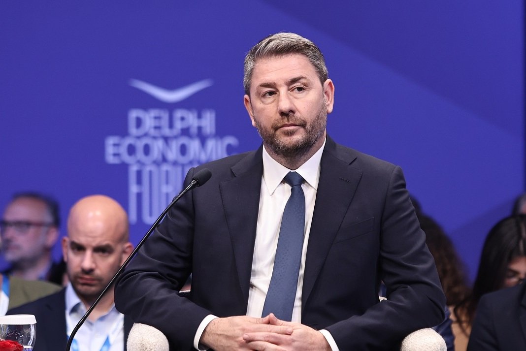 europi xoris koini amina