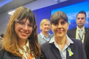 h kriti den einai perissoteo dieftharmeni