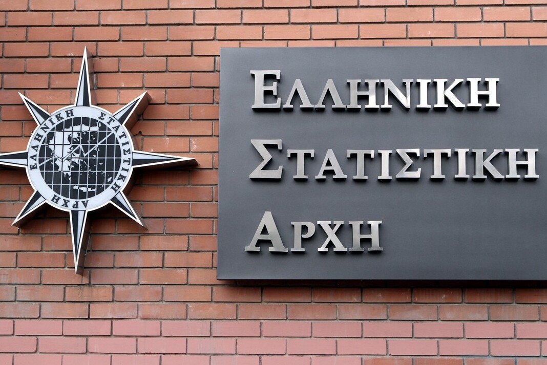 isxyro protogenes pleonasma to 2025