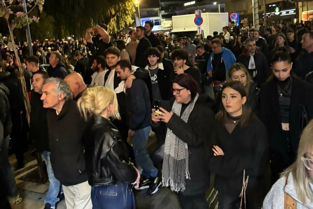 Χαμός στο κέντρο για τον ΟΦΗ.