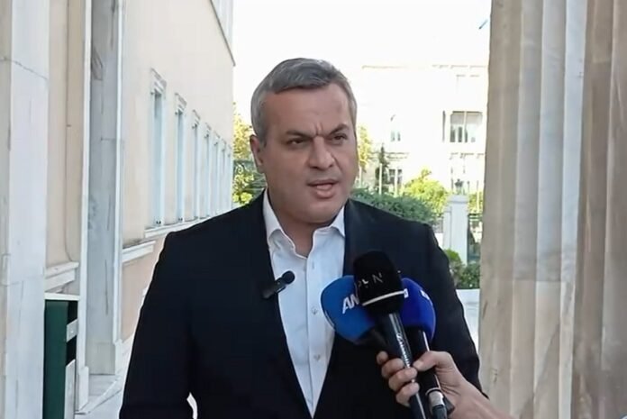 Καυστικός κατά της κυβέρνησης ο Χ. Μαμουλάκης
