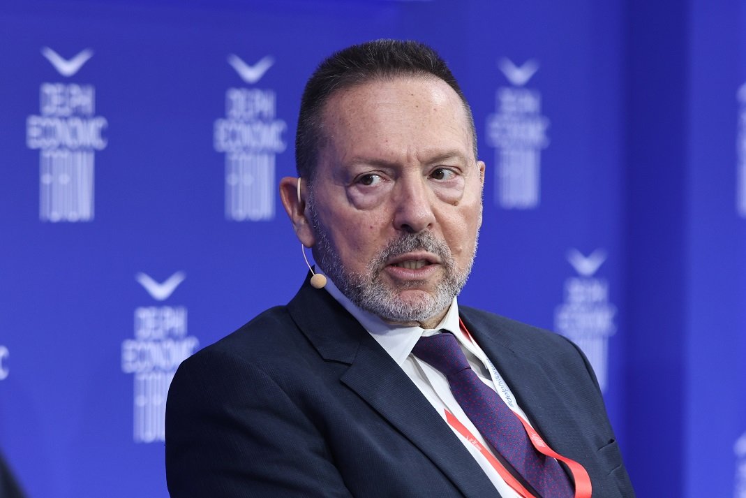 Στουρνάρας: «Θα κάνουμε ό,τι χρειαστεί αν η κρίση επιμείνει» – Αισιοδοξία για σύντομο τέλος του πολέμου