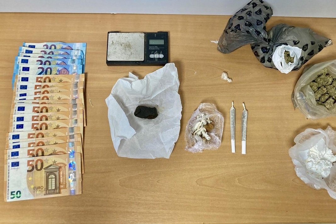 syllipsi sta xania gia ypothesi narkotikon-