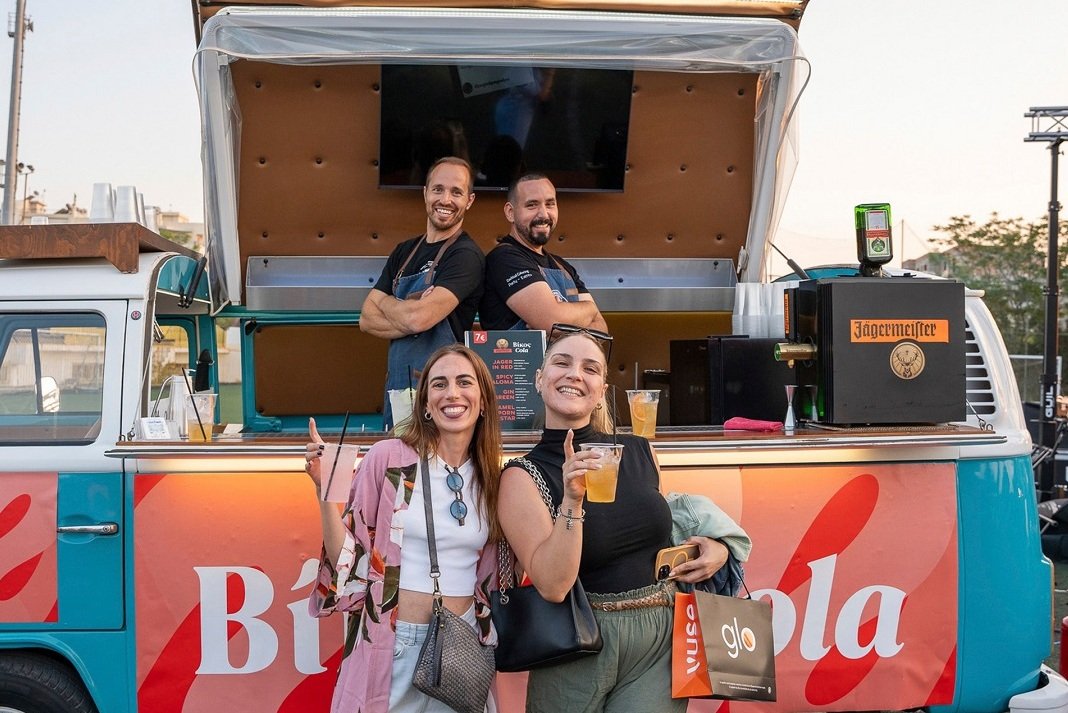 8 xronia street food