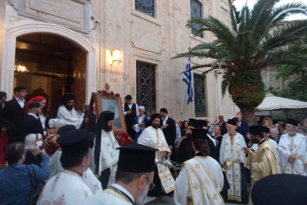 Πλήθος πιστών στο Ηράκλειο για την 60ή επέτειο της Επανακομιδής της Τιμίας Κάρας του Αγίου Τίτου