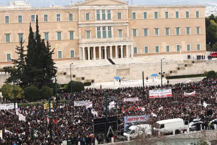 Απεργιακή κινητοποίηση της ΑΔΕΔΥ με πανελλαδική συμμετοχή