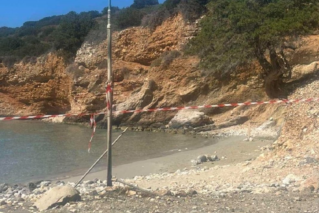 Νέο εύρημα που παραπέμπει σε πυραυλικό εξάρτημα ξεβράστηκε σε παραλία του Αγίου Νικολάου στην Κρήτη