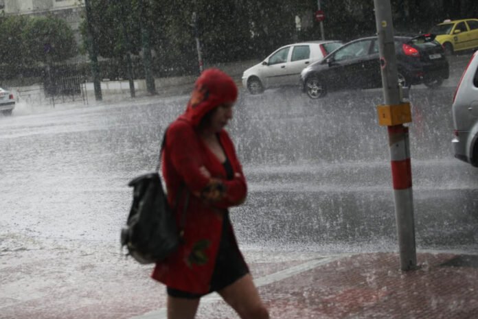 Καιρός: Σύμπνοια μετεωρολόγων για το επόμενο 10ημερο, έρχονται βροχές, καταιγίδες και χαλάζι – Πότε επιστρέφει το καλοκαίρι [βίντεο]