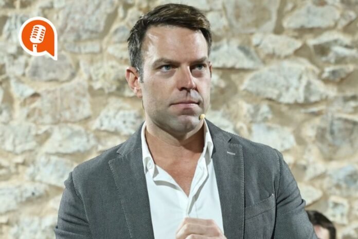 Στέφανος Κασσελάκης: «Περιμένω πολλά από την Κρήτη, που πάντα ανατρέπει τη Δεξιά»