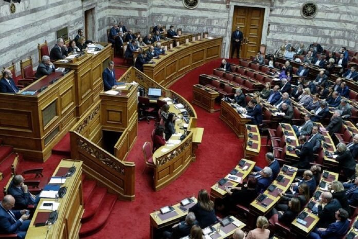 nea entasi gia tis ypoklopes