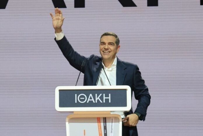 Νέο πολιτικό «σήμα» από τον Αλέξη Τσίπρα – Μήνυμα με μπλε και κόκκινο και αναφορά στη Μπαρτσελόνα